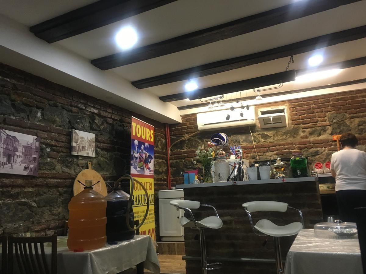 Мини-отель Kipiani Guest house Тбилиси-16