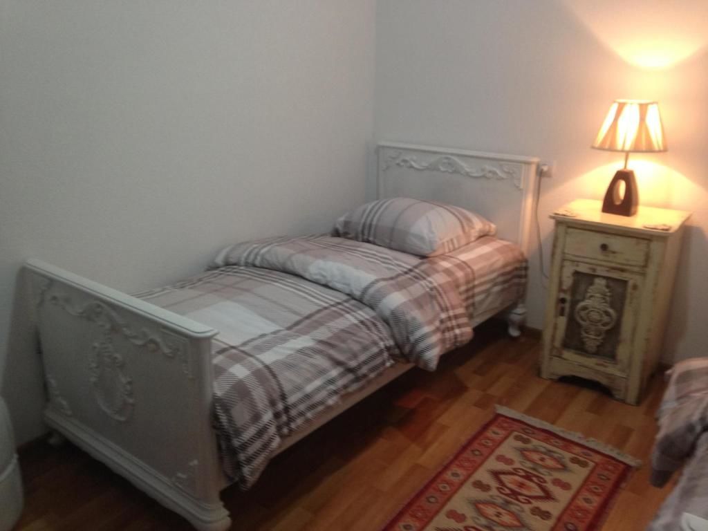 Мини-отель Kipiani Guest house Тбилиси-95