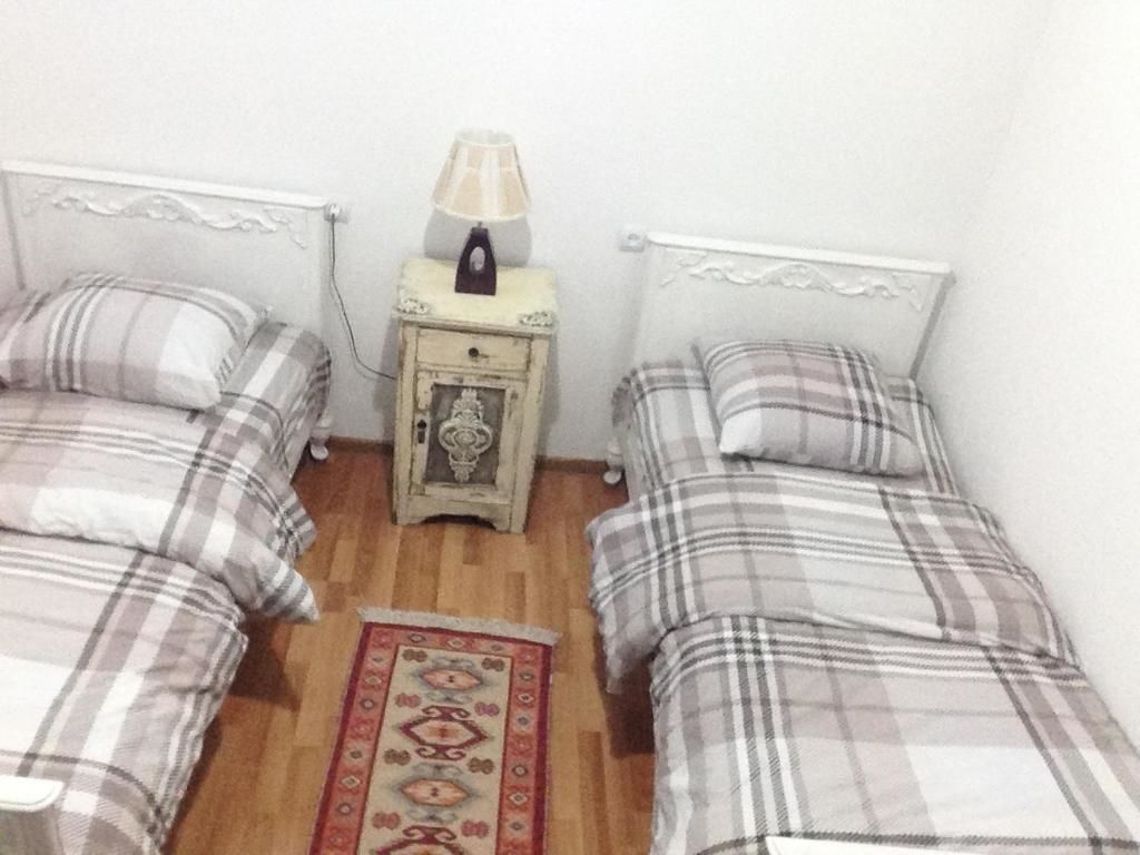 Мини-отель Kipiani Guest house Тбилиси-96