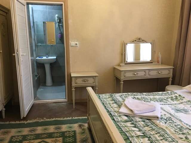 Мини-отель Kipiani Guest house Тбилиси-42