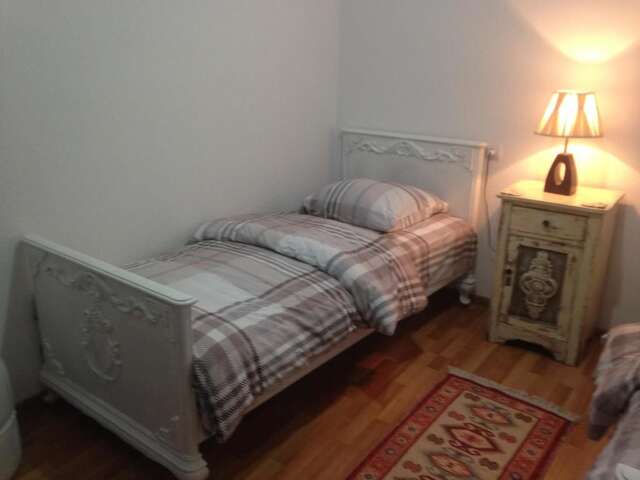 Мини-отель Kipiani Guest house Тбилиси-94
